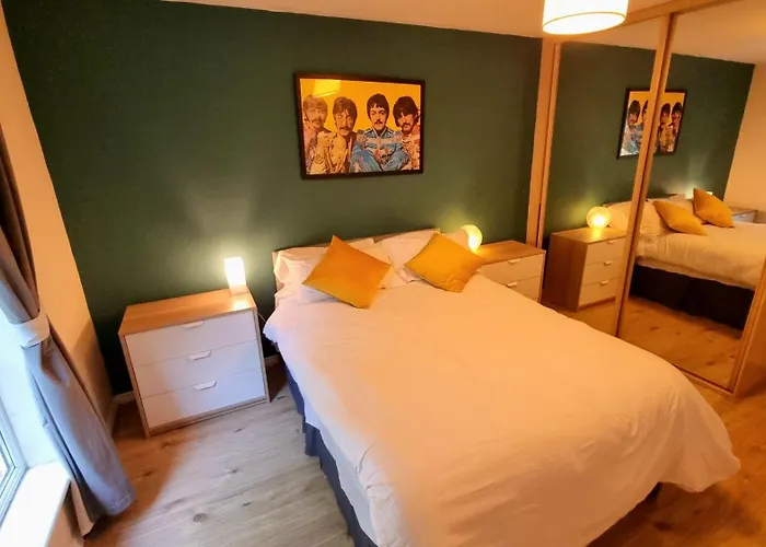 Cosy 2Br Modern Apt With Free Parking
