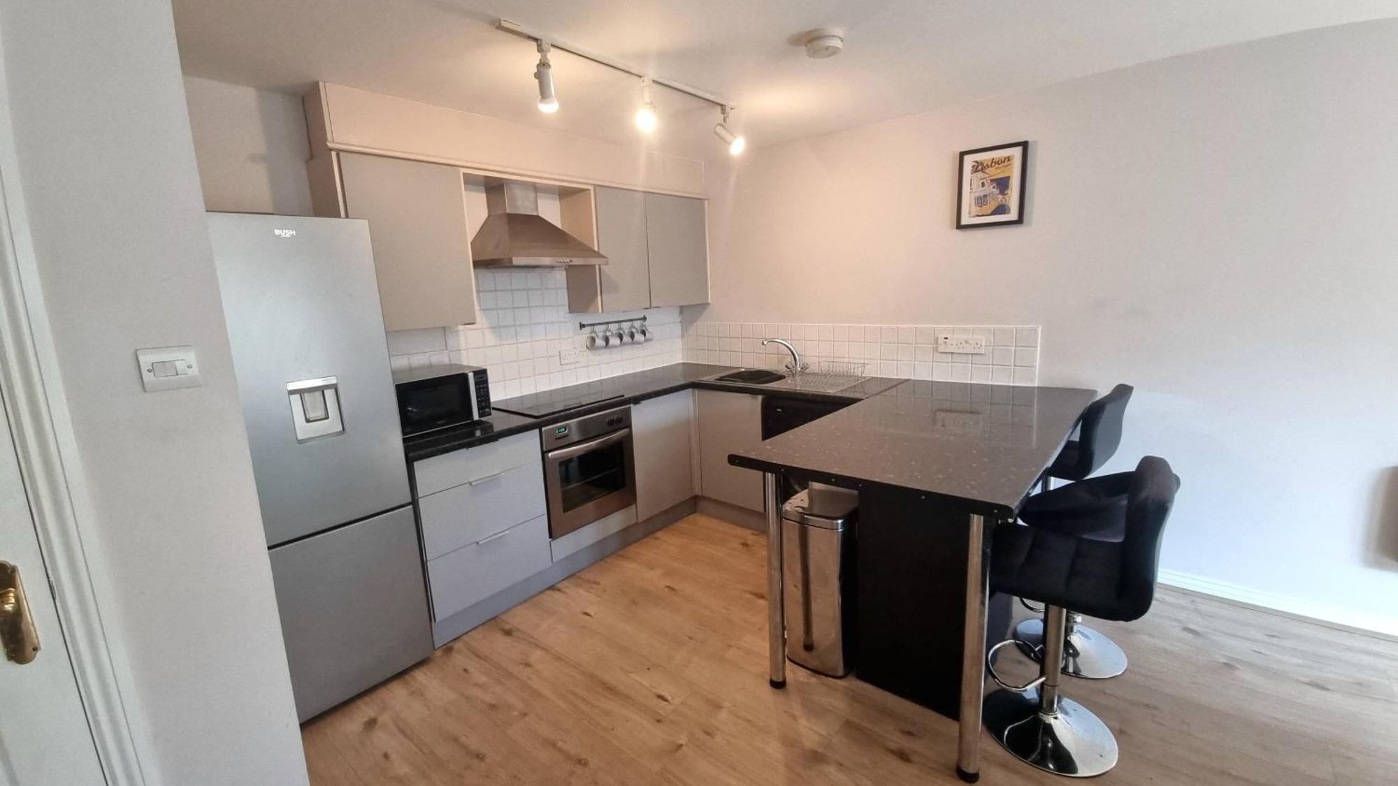 Cosy 2br Modern With Free Parking * Liverpool