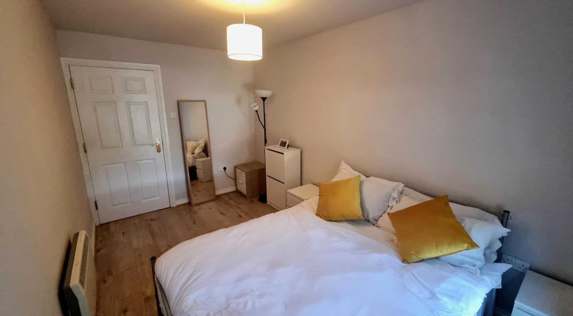 Cosy 2br Modern With Free Parking Apartment Liverpool